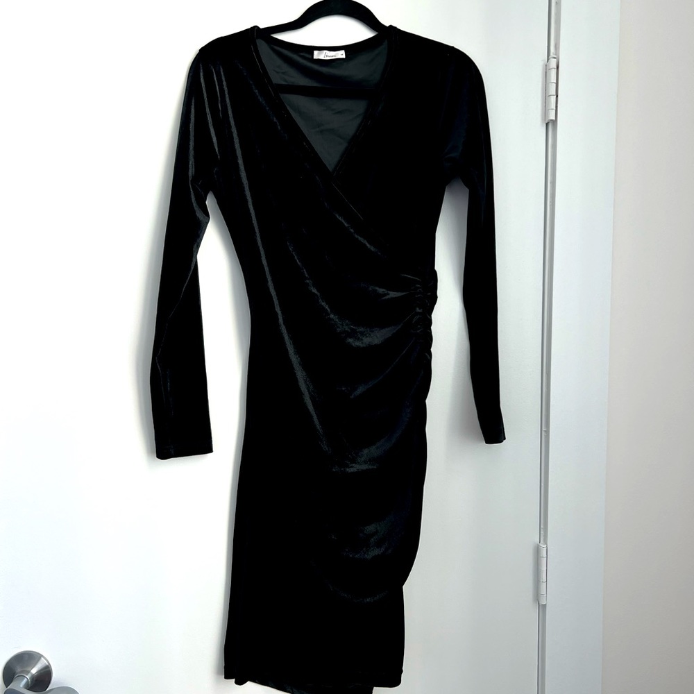 DIRASS womens elegant velvet long sleeve wrap dress